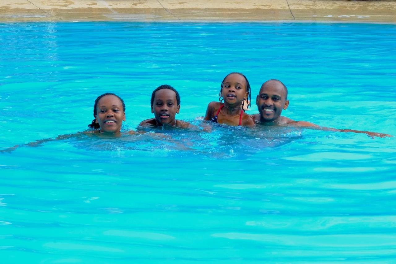 The Great Rift Valley Lodge & Golf Resort Naivasha Exterior photo